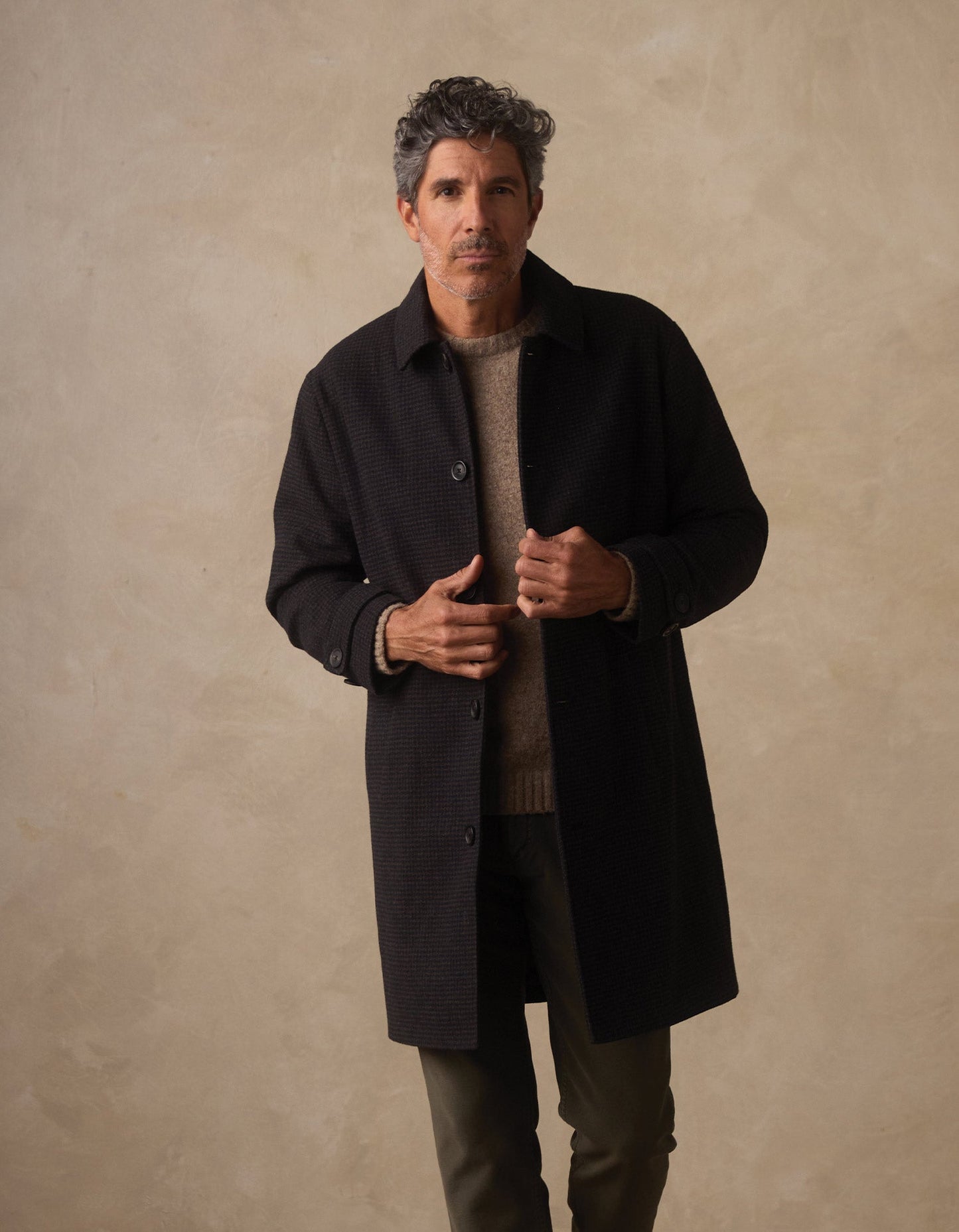 Henry Topcoat in Brown Houndstooth