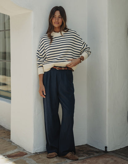 Leukos Linen-Blend Trouser in Navy